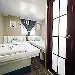 Comfort Guest House E
